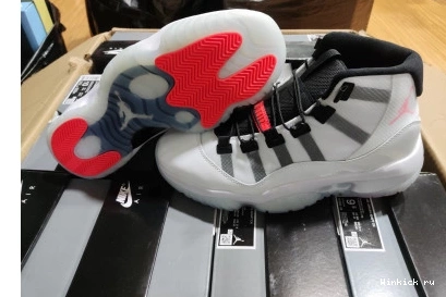 White Plug) Adapt (CN 11 Jordan 0902